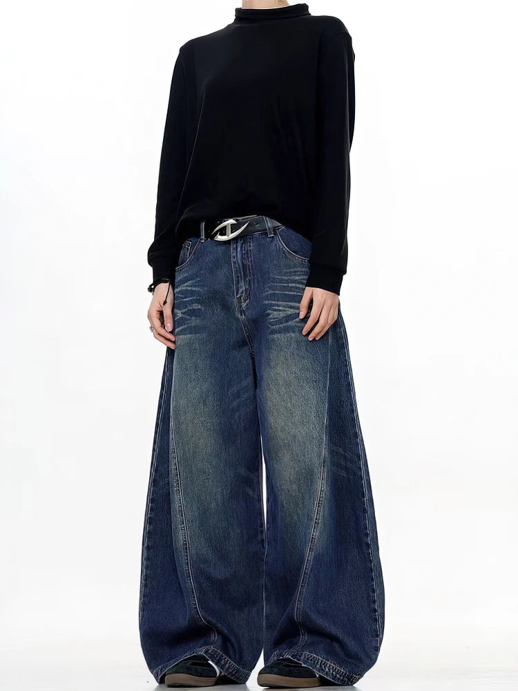 Washed Baggy Curved Stitch Jeans