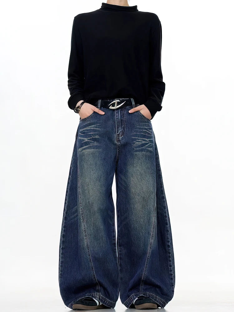 Washed Baggy Curved Stitch Jeans